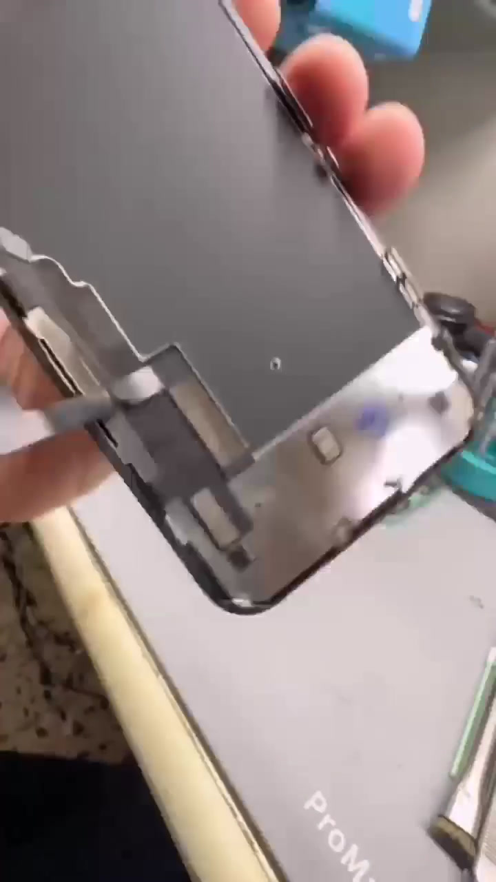 Menjava displeja